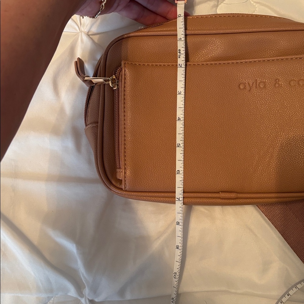 Ayla & Co Tan Vegan Leather Crossbody/ Fanny Pack - Picture 13 of 13
